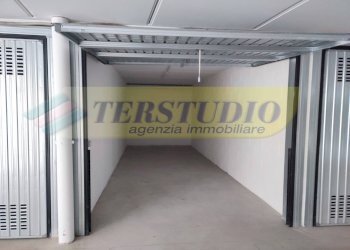 Foto 3 - Box Via Solferino
 
5, Cologno al Serio - foto 3