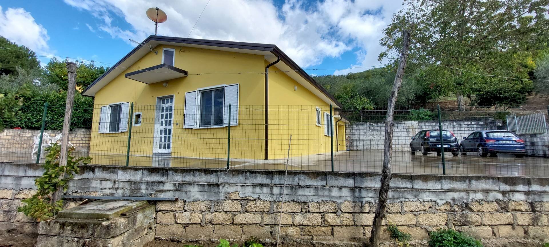 Foto 1 - Casa indipendente contrada valleluogo
 
40, Ariano Irpino - foto 1