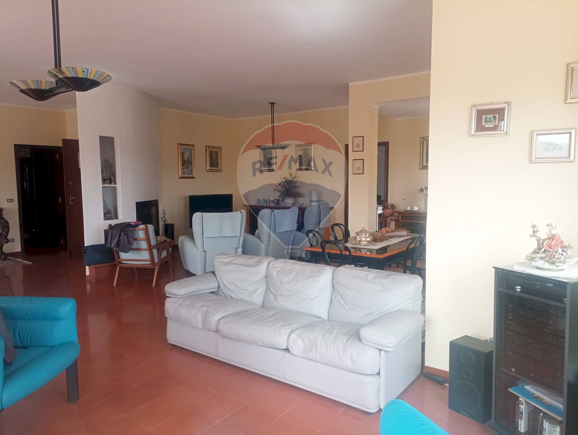 Sala da pranzo - Appartamento Via Dei Gigli
 
1, Lagonegro - foto 1