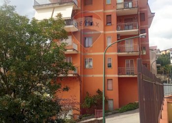 Edificio all\'aperto - Appartamento Via Dei Gigli
 
1, Lagonegro - foto 2