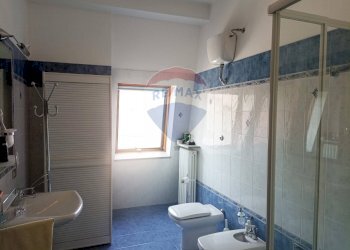 Bagno - Appartamento Via Dei Gigli
 
1, Lagonegro - foto 10