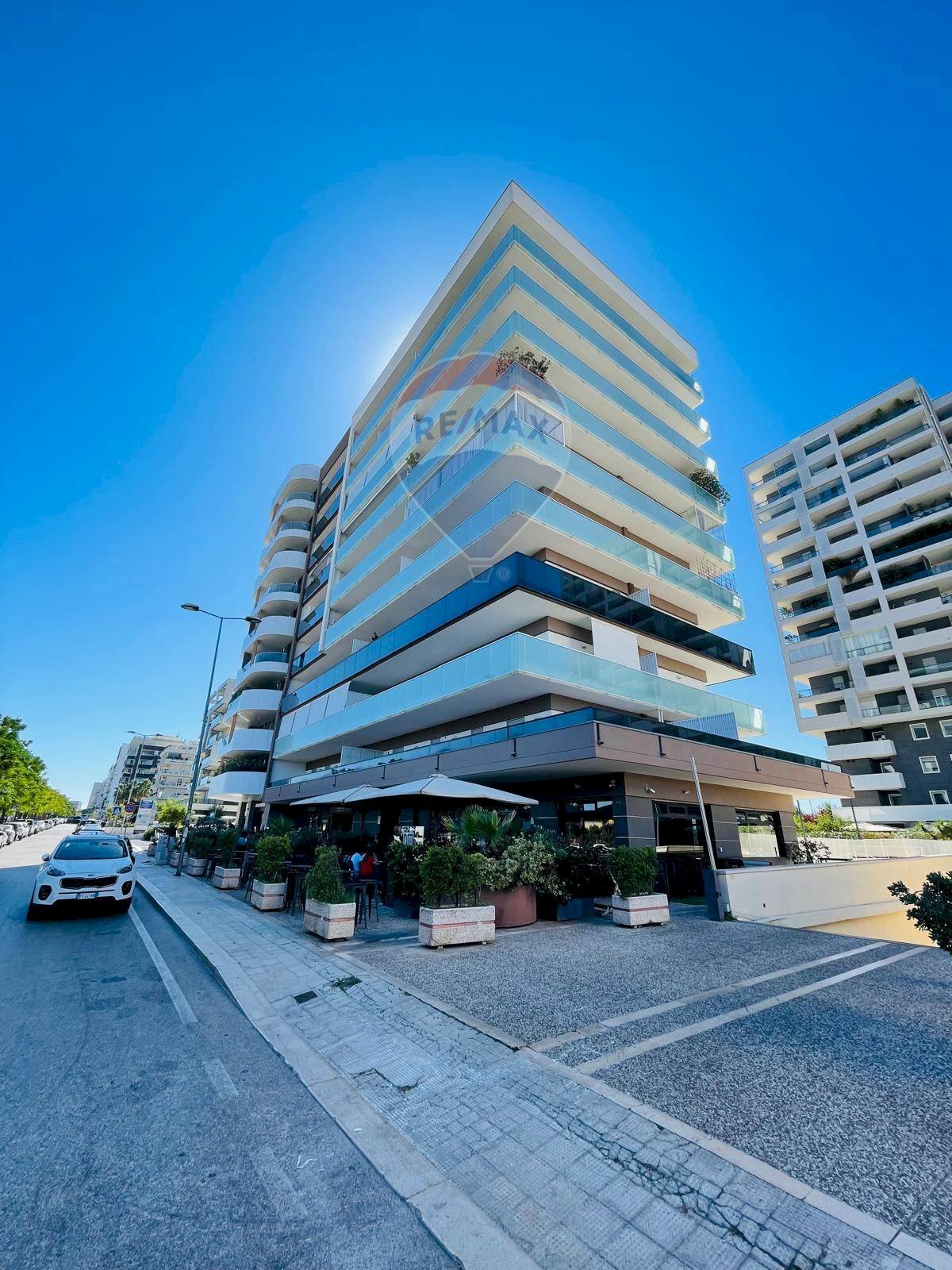 Edificio all\'aperto - Trilocale Via Orfeo Mazzitelli
 
248, Bari - foto 1