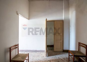 Camera / camera da letto - Casa semi indipendente via platone
 
18, Grammichele - foto 13