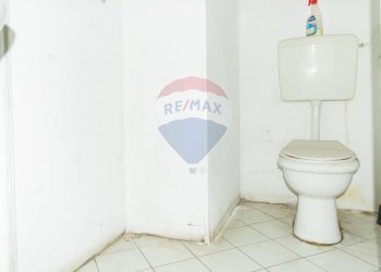 Bagno - Shop Via Monsignore Ventimiglia
 
284, Catania - photo 11