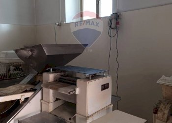 Bagno - Commercial Premises VIA GIUSTI
 
137, Ramacca - photo 12