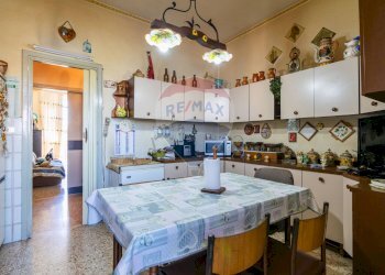 Cucina - Quadrilocale Via Zia Lisa
 
32, Catania - foto 3