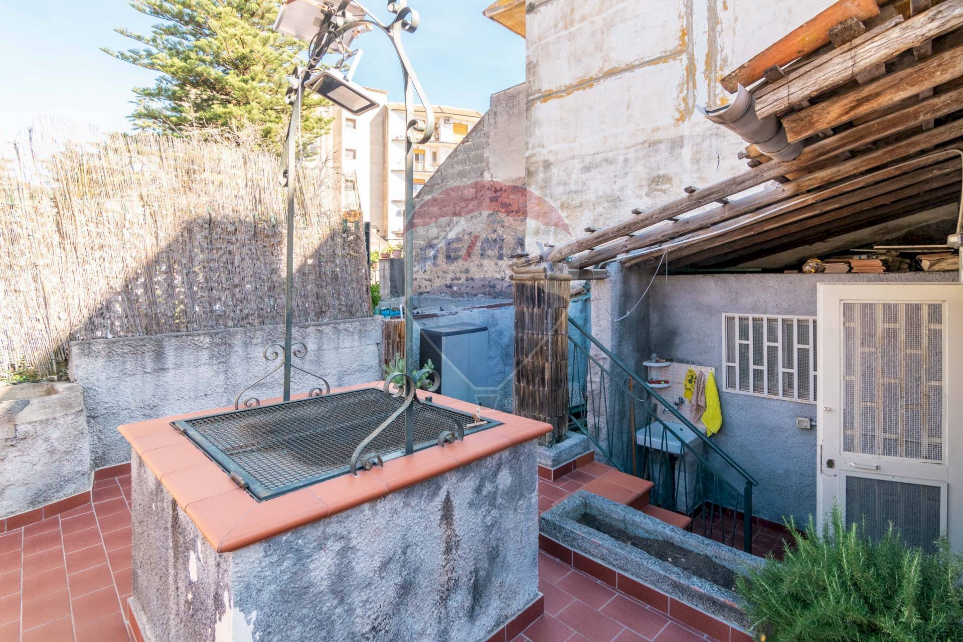 Terrazza - Independent house Via Guglielmo Marconi
 
42, Tremestieri Etneo - photo 1