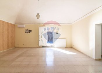 Stanza vuota - Independent house Via Guglielmo Marconi
 
42, Tremestieri Etneo - photo 4