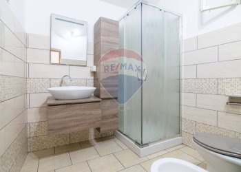 Bagno - Independent house Via Guglielmo Marconi
 
42, Tremestieri Etneo - photo 9