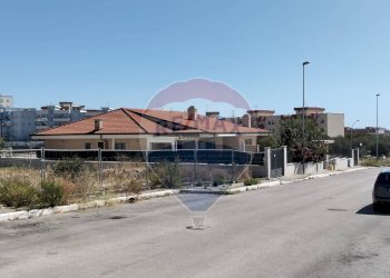 Edificio all\'aperto - Terreno edificabile Via Primo Levi, Manfredonia - foto 5