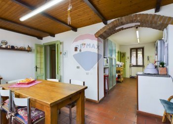 Sala da pranzo - Villa Via Cascina Casotti
 
22, Cava Manara - foto 19