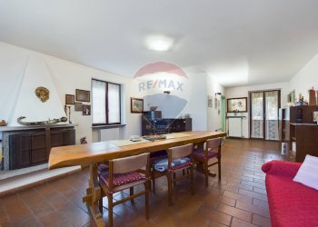 Sala da pranzo - Villa Via Cascina Casotti
 
22, Cava Manara - foto 26