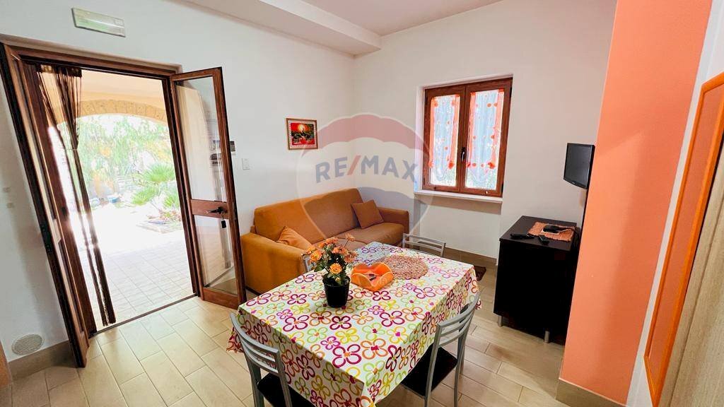 soggiorno - Villa Località Palude Mezzane
 
SNC, Vieste - photo 3