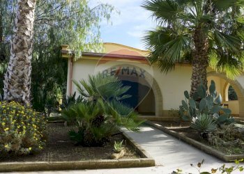 esterno villa - Villa Località Palude Mezzane
 
SNC, Vieste - foto 1