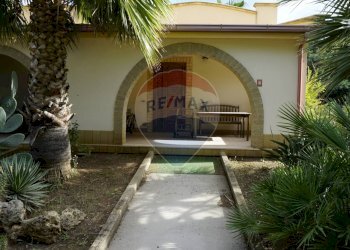 esterno - Villa Località Palude Mezzane
 
SNC, Vieste - foto 9