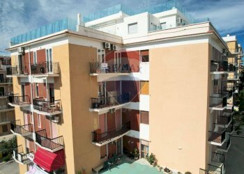 Edificio all\'aperto - Appartamento Lungomare Enrico Mattei
 
22, Vieste - foto 34