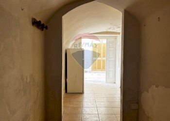 Hall / corridoio - Monolocale Via Fontana
 
114, Vieste - foto 3