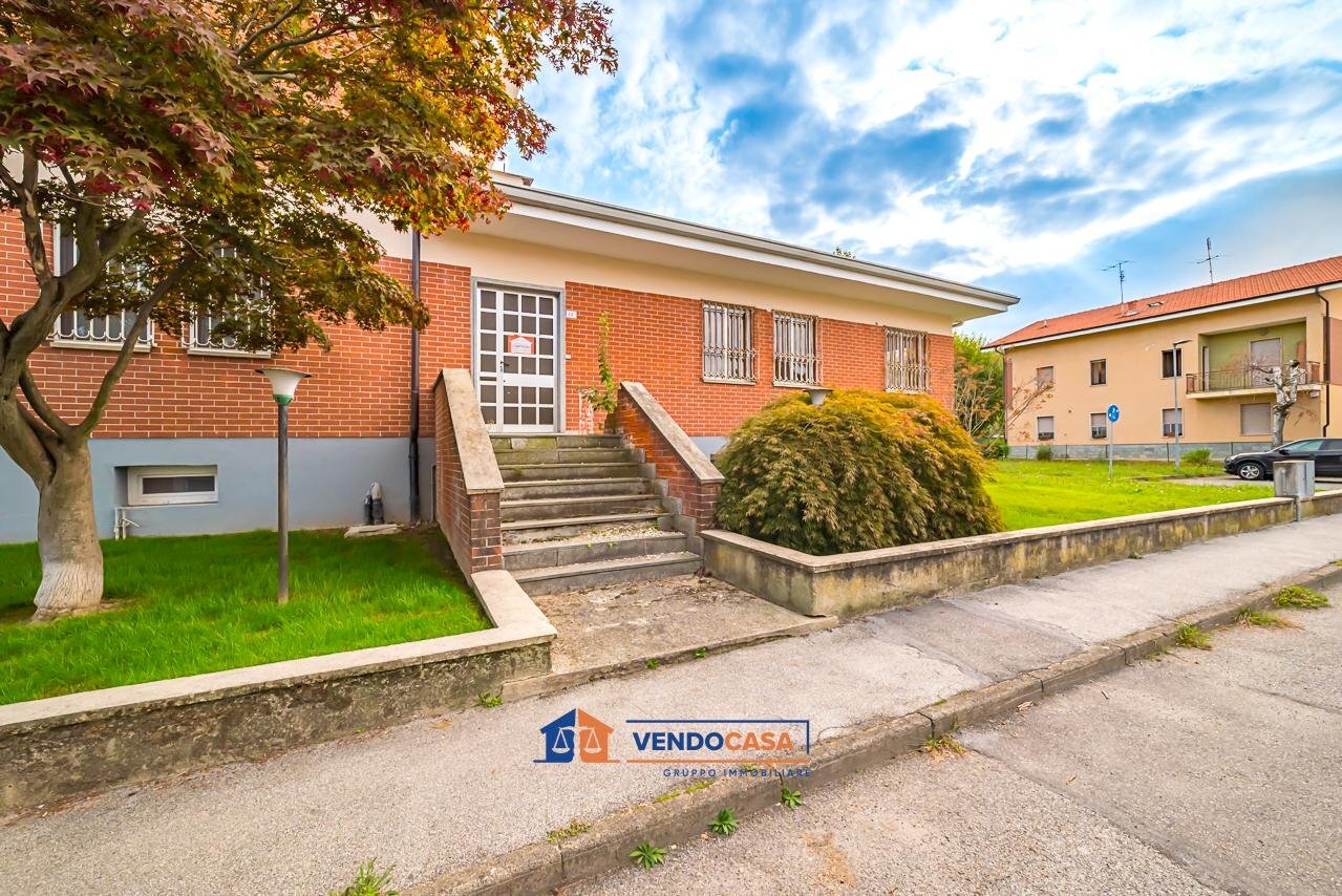 Four-room apartment Manta - photo 1