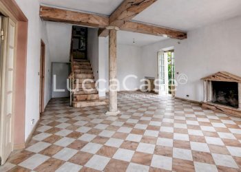 Independent house Lucca (neighborhood Pontetetto) - photo 2