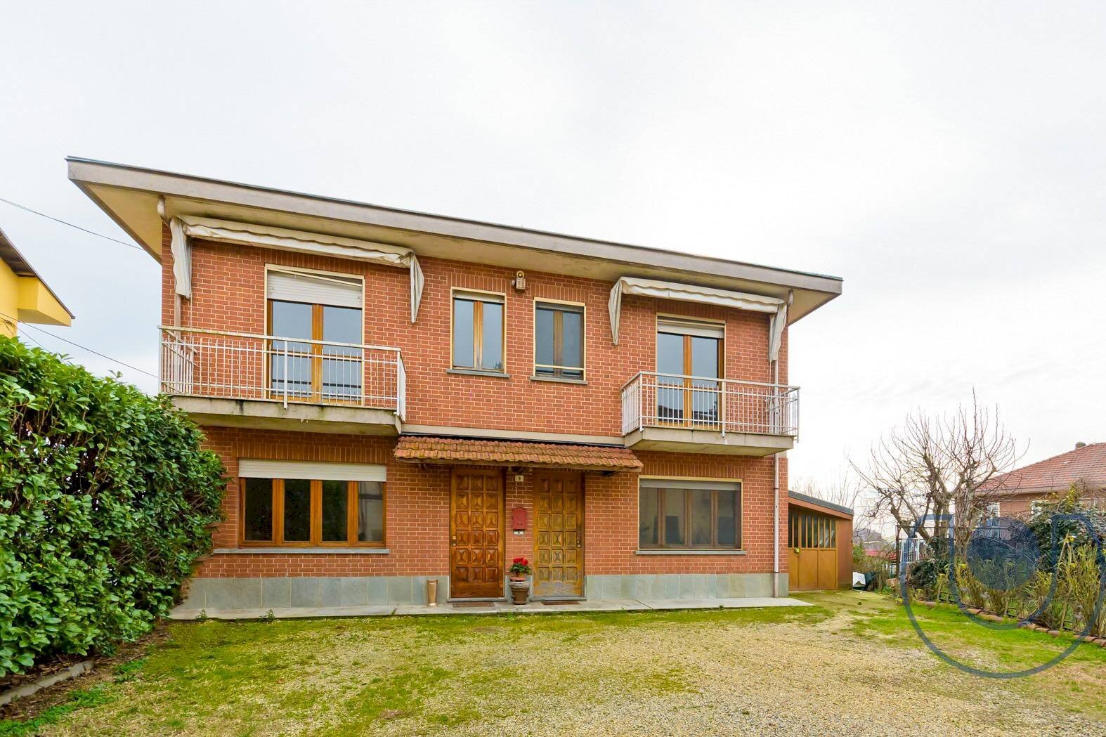 Facciata - Semi-detached house Via Roma, Arignano - photo 1