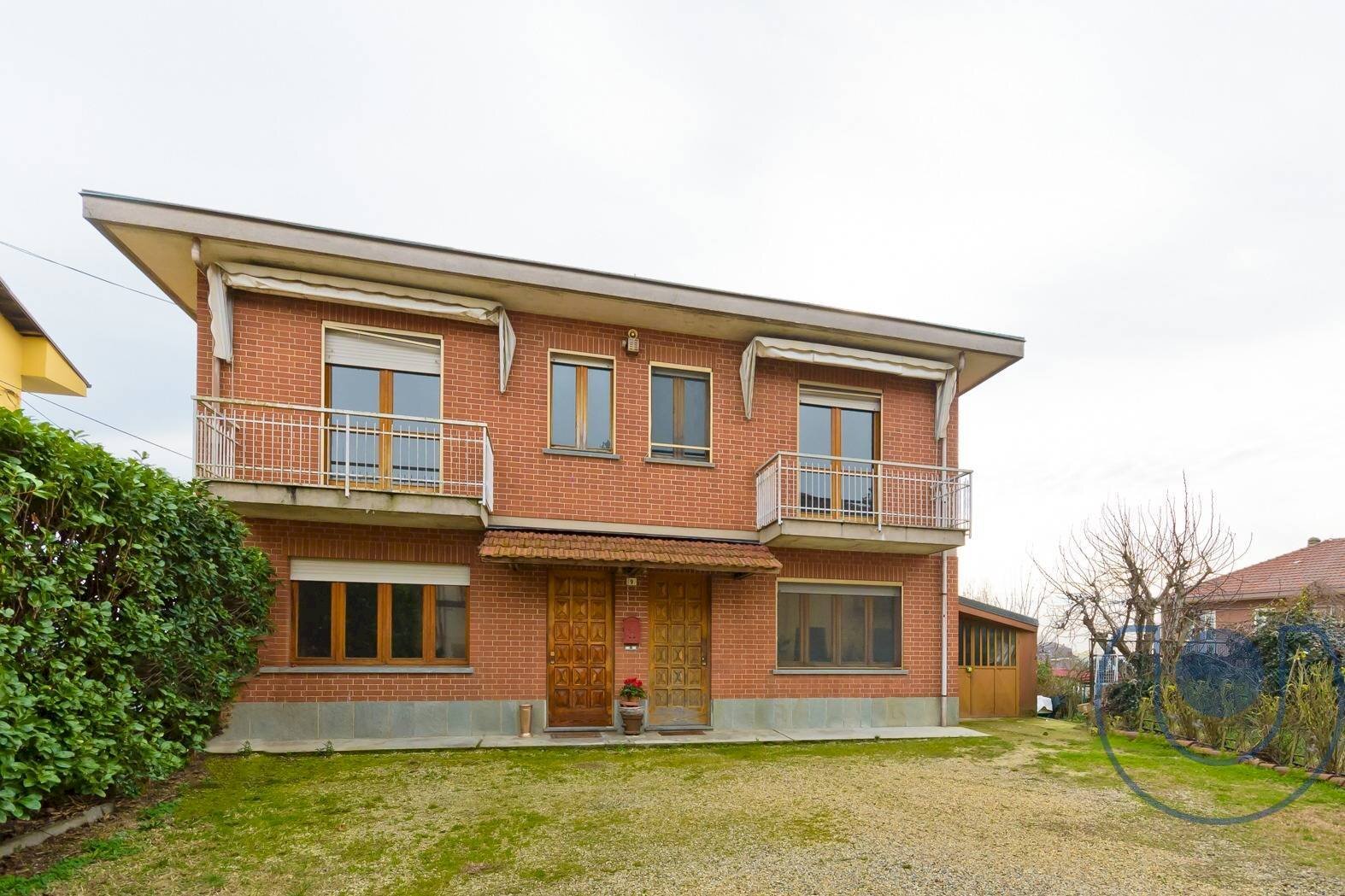Facciata - Semi-detached house Via Roma, Arignano - photo 1