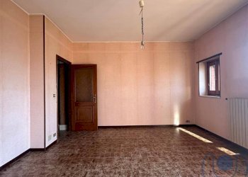 camera piano superiore - Casa semi indipendente via Roma, Arignano - foto 31