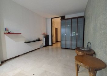 Salone - Trilocale viale Lazio, 24, Milano - foto 1