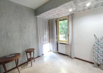 Stanza non arredata - Trilocale viale Lazio, 24, Milano - foto 2