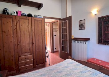 Camera da letto - Bilocale via Papa Giovanni XXIII, 5, Oulx - foto 31