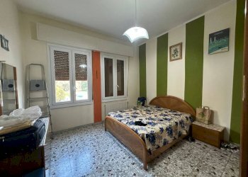 Camera da letto - Three-room apartment via Giuseppe Mazzini, 6, Albizzate - photo 6