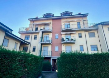 Facciata - Trilocale via Susa, 19/d, Carmagnola - foto 2