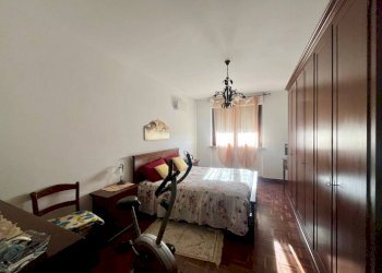 Camera da letto - Trilocale via Susa, 19/d, Carmagnola - foto 18