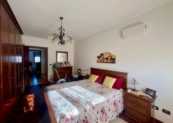 Camera da letto - Trilocale via Susa, 19/d, Carmagnola - foto 19