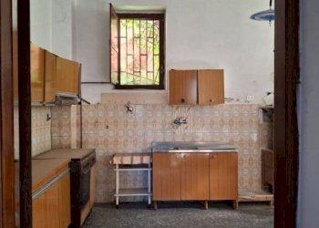 Cucina - Villa via Ettore Riola, San Giorgio del Sannio - foto 3