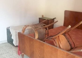 Salone - Villa via Ettore Riola, San Giorgio del Sannio - foto 28