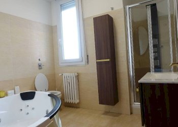 Bagno - Quadrilocale via Luciano Zuccoli, 18, Monza - foto 13