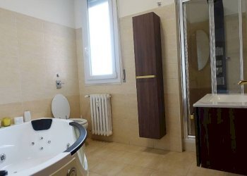 Bagno - Quadrilocale via Luciano Zuccoli, 18, Monza - foto 15