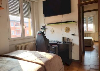 Camera da letto - Quadrilocale via Luciano Zuccoli, 18, Monza - foto 36