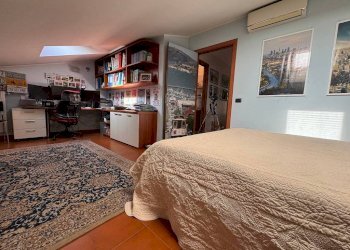 Camera da letto - Quadrilocale via Col di Lana, 35, Monza - foto 20