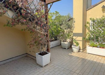 Terrazzo - Quadrilocale via Col di Lana, 35, Monza - foto 13