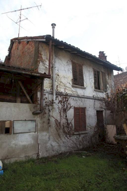 Casa indipendente via Camillo Benso di Cavour, Rosate - foto 1