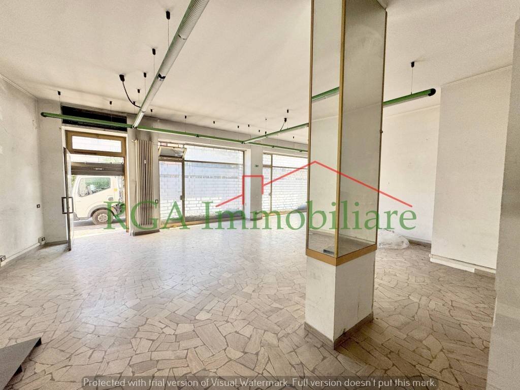 Interno non residenziale - Negozio via Alessandro Noli, Bergamo - foto 2