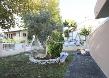 Giardino - Villa a Schiera via Pinarella, Cervia - foto 23