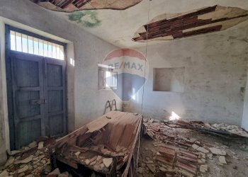 Camera / camera da letto - Villa STRADA STATALE 643 SP 24
 
SNC, Scillato - foto 14