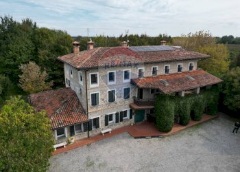 Casa all\'aperto - Villa Loc. San Lorenzo
 
Snc, Valvasone Arzene - photo 1