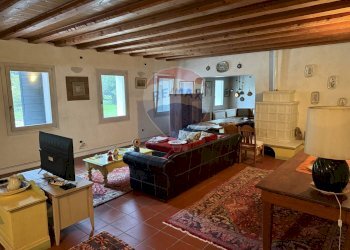 Soggiorno - Villa Loc. San Lorenzo
 
Snc, Valvasone Arzene - photo 20