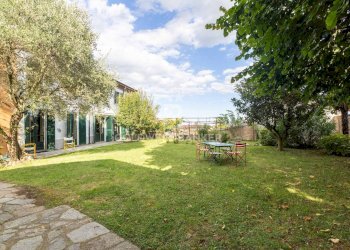 Foto 11 - Stabile - Palazzo piazza Madonna delle Grazie
 
2, Villa San Secondo - foto 11