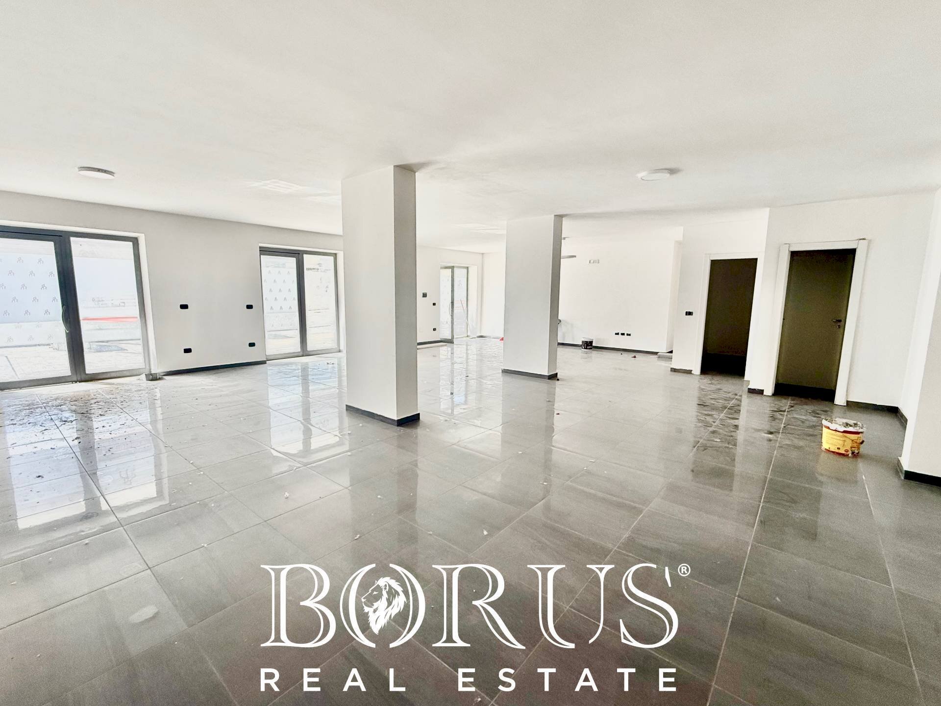 Foto 1 - Commercial Premises VIA FIRENZE, Santa Maria Capua Vetere - photo 1