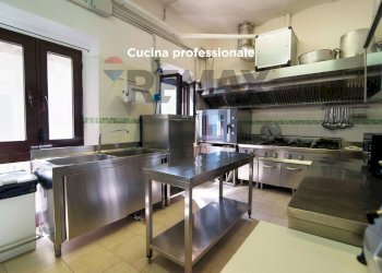 Cucina - Commercial Premises PIAZZA MAZZINI
6, Roccastrada - photo 3