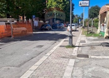 Edificio all\'aperto - Negozio via Campidoglio
 
100, Ceprano - foto 6